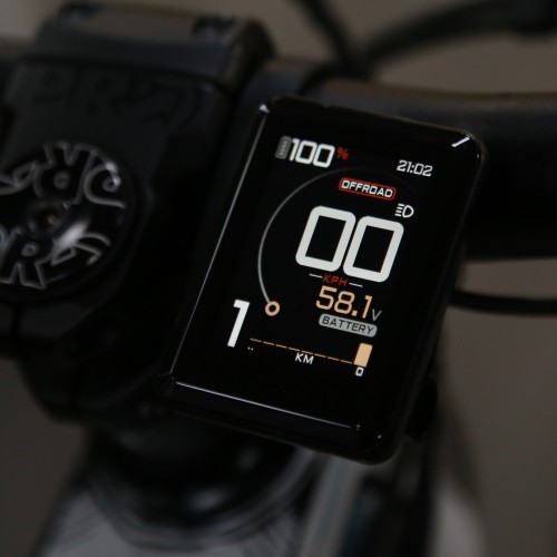 EggRider Bluetooth smart e-bike display with Android and iOS mobile apps